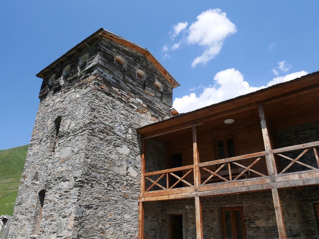 Chazhashi Guesthouse Ушгули Экстерьер фото